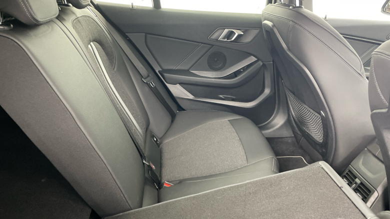 BMW 1 Series 118i [136] Sport 5dr Step Auto [Live Cockpit Pro] Petrol Hatchback